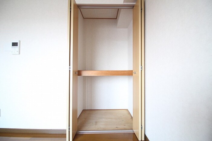 物件内観写真11　(居室)