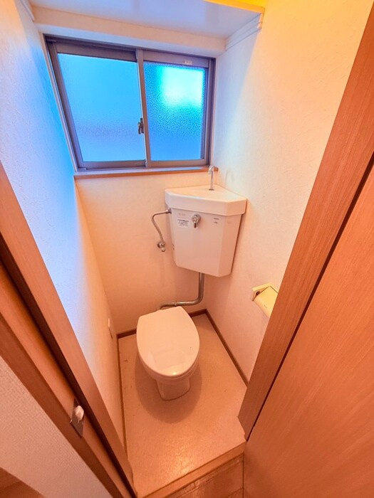 物件内観写真13　(トイレ)