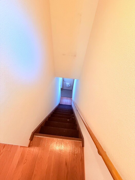 物件内観写真18　(廊下)