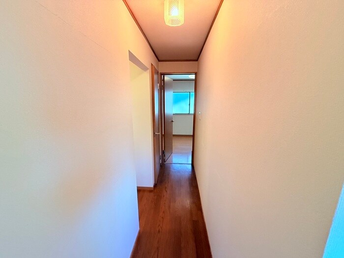 物件内観写真20　(廊下)