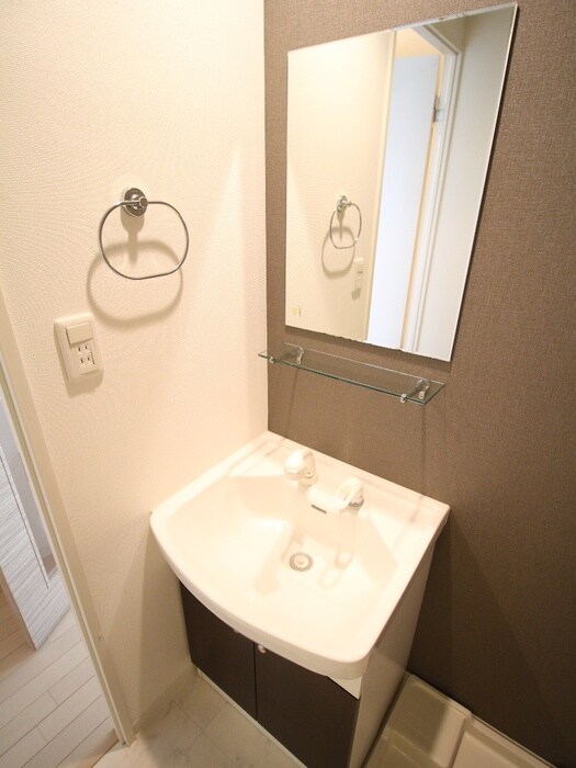 物件内観写真9　(洗面)