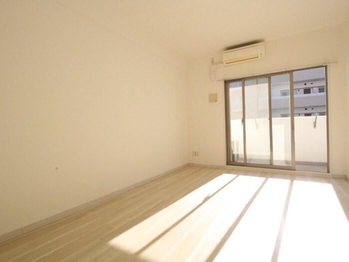 物件内観写真13　(居室)