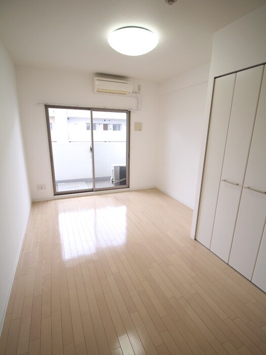 物件内観写真16　(居室)