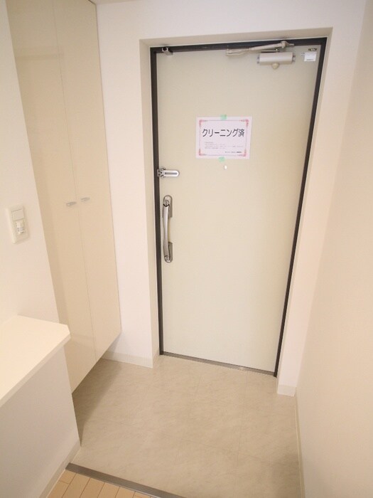 物件内観写真21　(玄関)