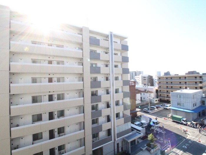 物件内観写真22　(室内からの展望)