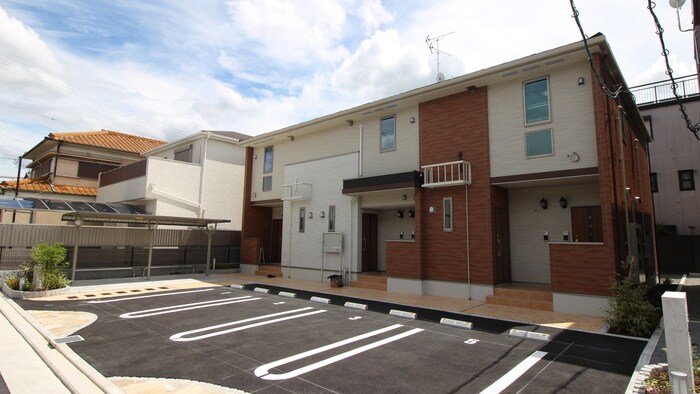 物件外観写真1　(外観写真)