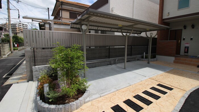 物件外観写真3　(駐輪場)