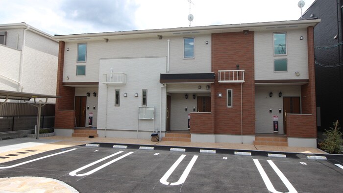 物件外観写真6　(外観写真)