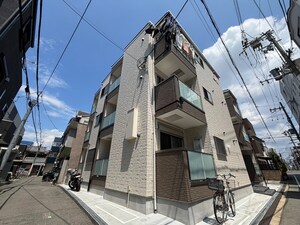 デメテル生野ビル外観写真