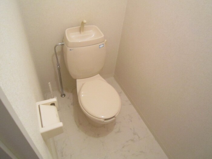 物件内観写真14　(トイレ)