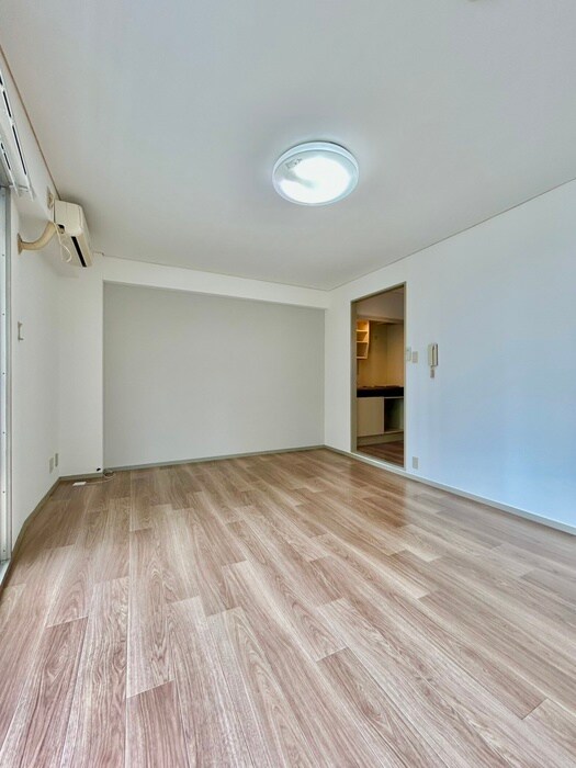 物件内観写真6　(居室)