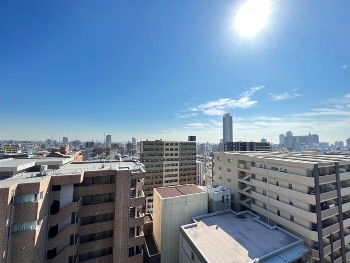 物件内観写真16　(室内からの展望)