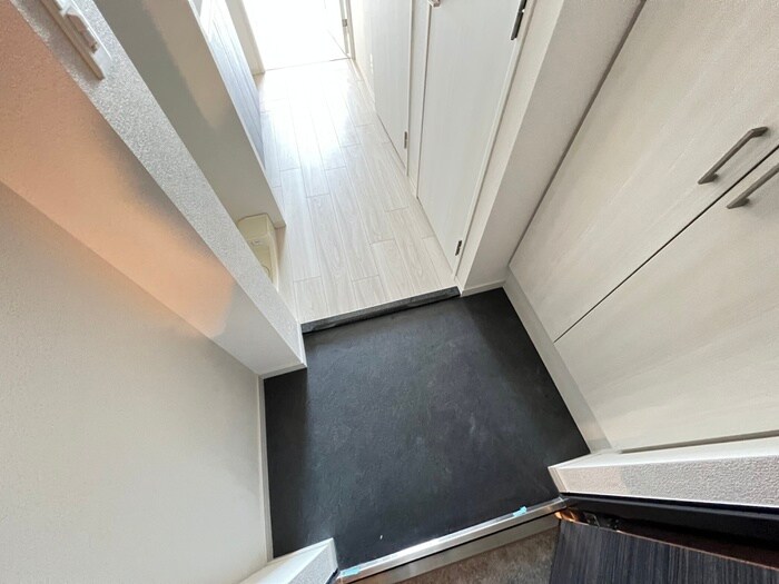 物件内観写真17　(玄関)