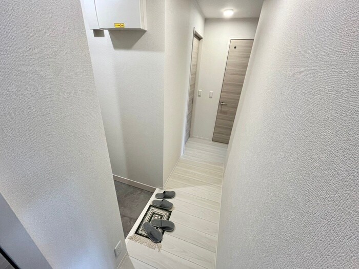 物件内観写真18　(廊下)