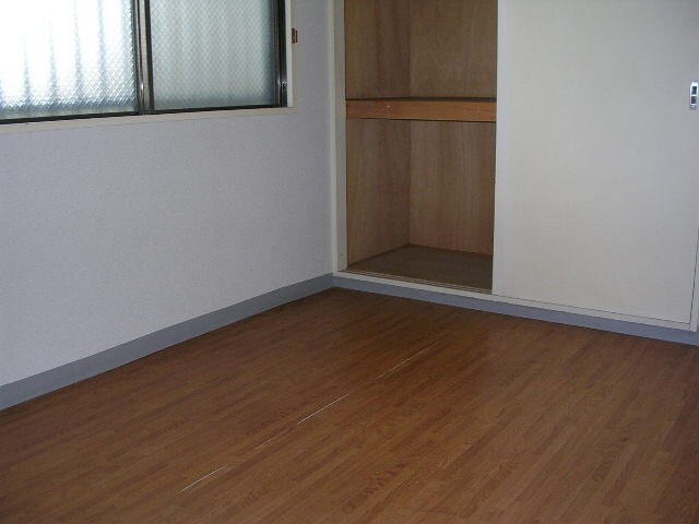 物件内観写真9　(居室)