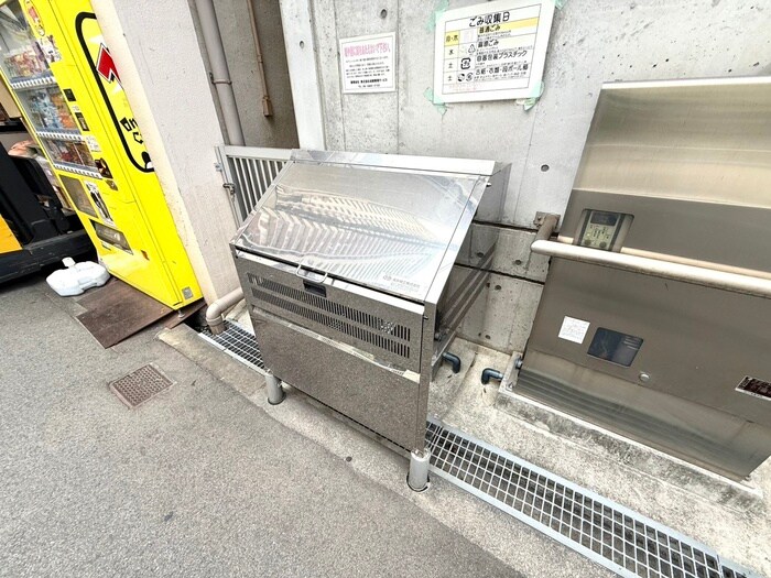 物件外観写真4　(建物設備)