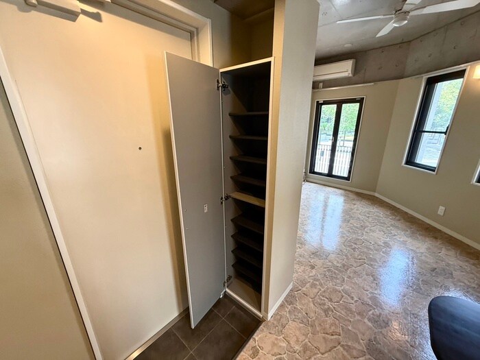 物件内観写真20　(靴箱)