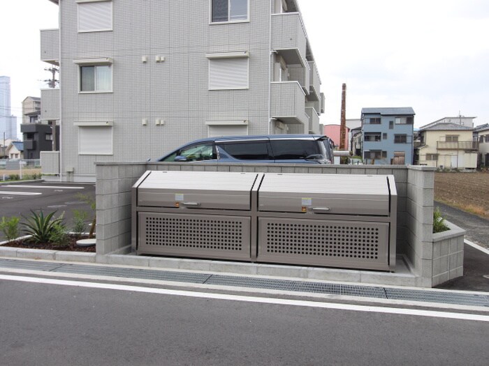 物件外観写真6　(建物設備)