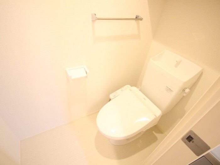 物件内観写真16　(トイレ)