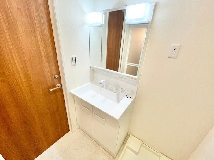 物件内観写真14　(洗面)