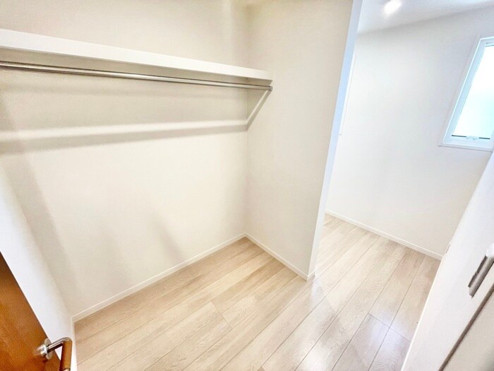 物件内観写真16　(収納)