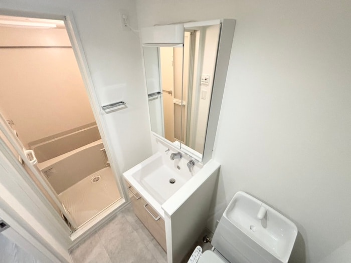 物件内観写真11　(洗面)