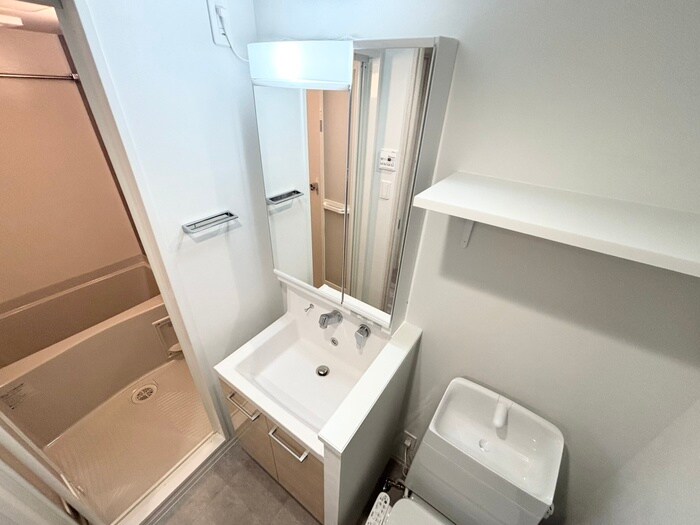 物件内観写真11　(洗面)