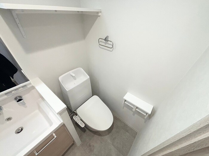 物件内観写真12　(トイレ)