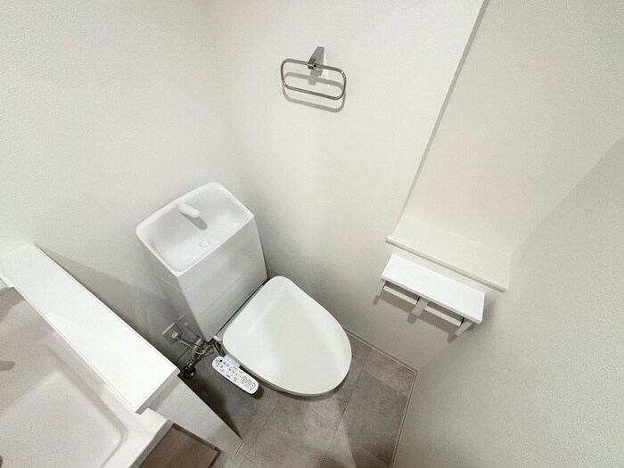 物件内観写真12　(トイレ)