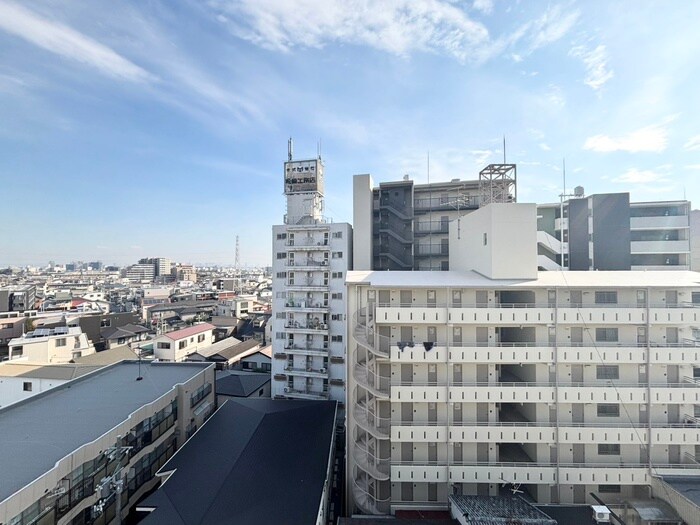 物件内観写真17　(室内からの展望)