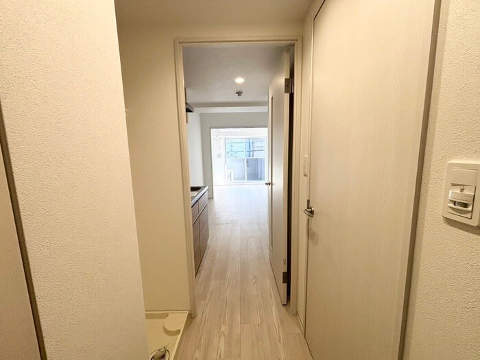 物件内観写真19　(廊下)
