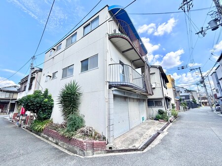 春日マンション外観写真