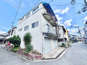 春日マンション外観写真