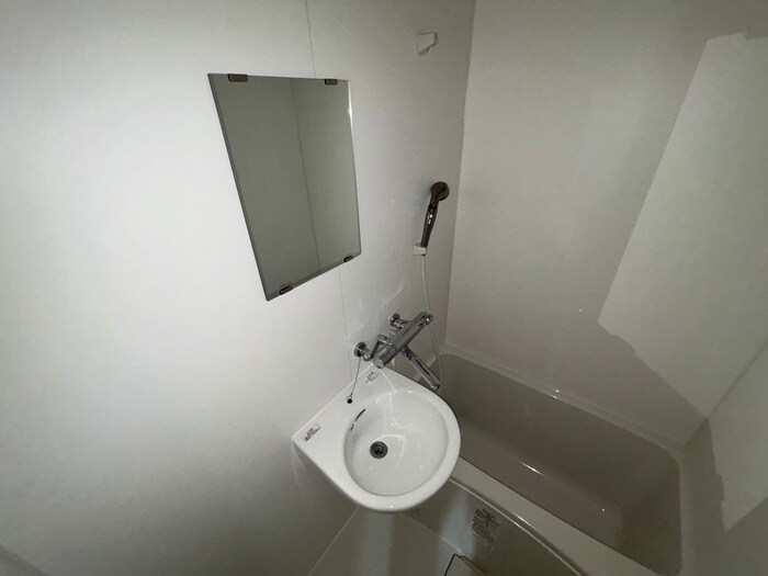 物件内観写真7　(洗面)