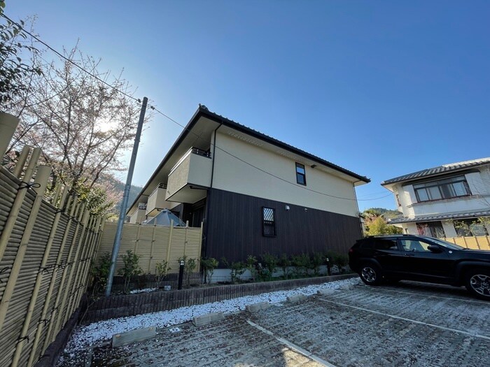 物件外観写真4　(外観写真)