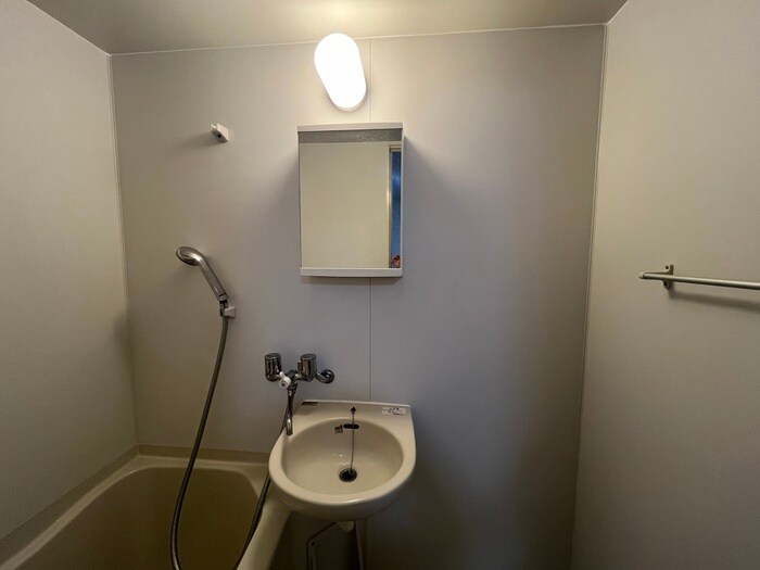 物件内観写真12　(洗面)