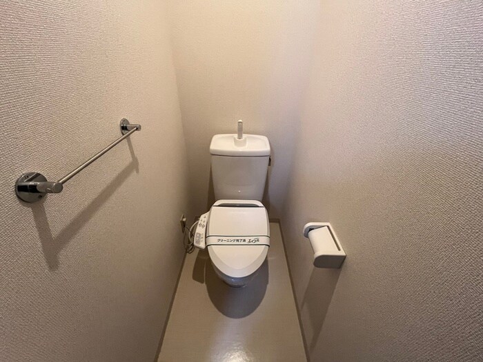 物件内観写真13　(トイレ)