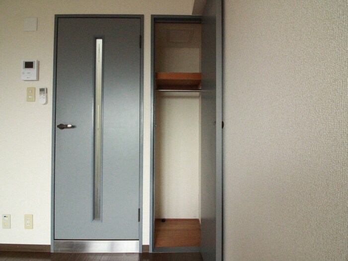 物件内観写真13　(収納)