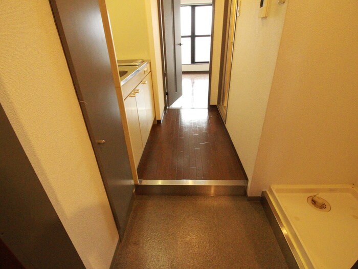 物件内観写真15　(廊下)