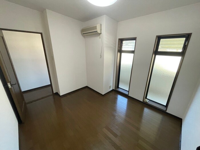 物件内観写真10　(居室)