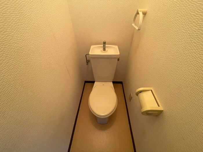 物件内観写真13　(トイレ)