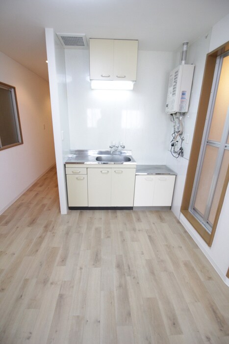 物件内観写真8　(キッチン)