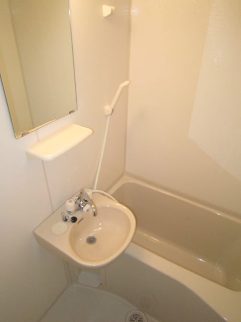 物件内観写真8　(バス／シャワールーム等)