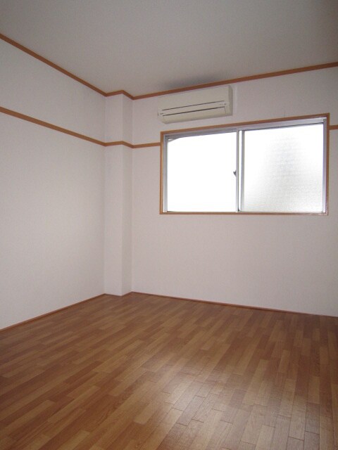 物件内観写真11　(居室)