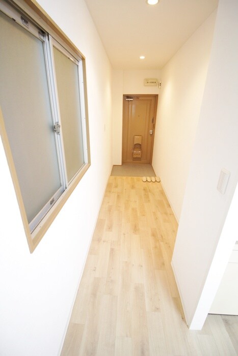 物件内観写真17　(廊下)
