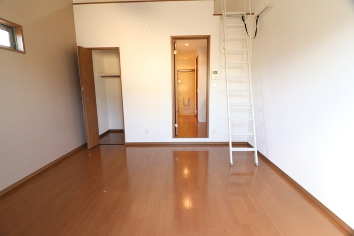 物件内観写真8　(居室)