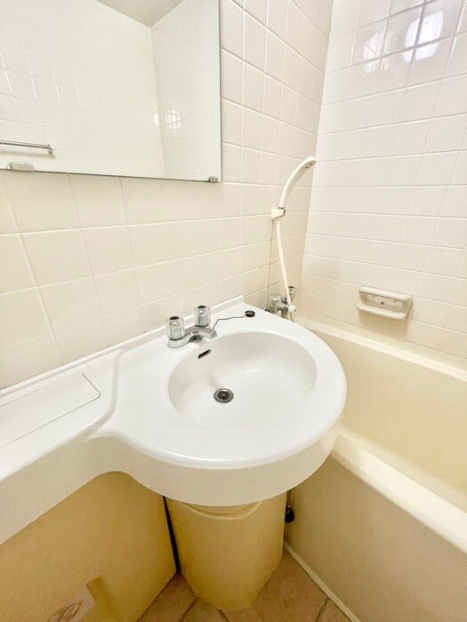 物件内観写真11　(洗面)