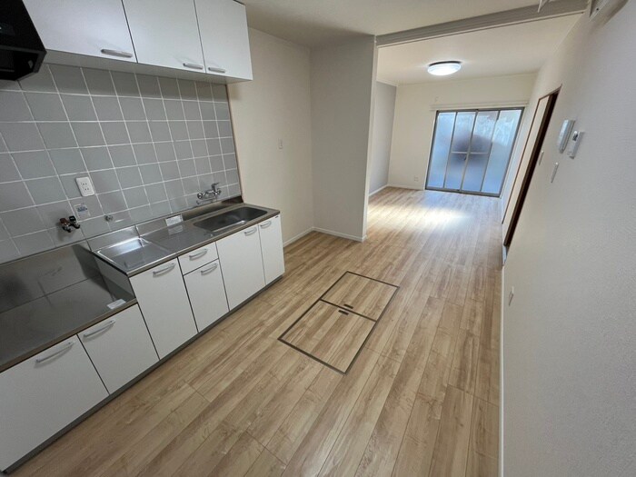 物件内観写真8　(居室)