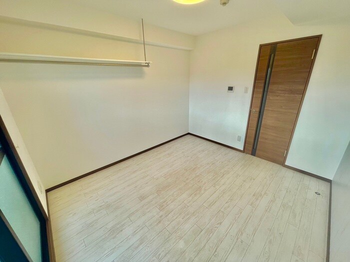 物件内観写真21　(居室)