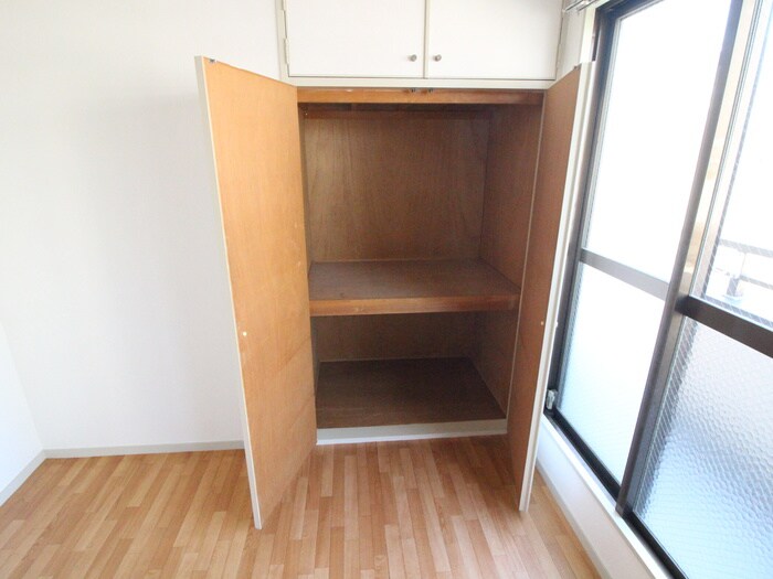 物件内観写真11　(収納)